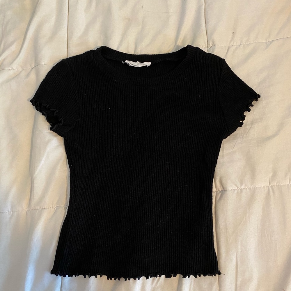 fitted ribbed crop top!